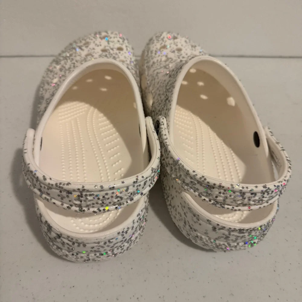 Crocs Classic Starry Glitter Clog Unisex Size Women's 12 Men's 11 Casual Beach - Picture 3 of 9